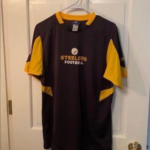 2/$20✨Steelers NFL Reebok athletic shirt size XL
